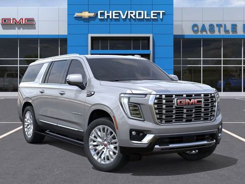 New 2026 GMC Yukon XL Denali w/ Sun & Power Step Package AWD/4WD image 9