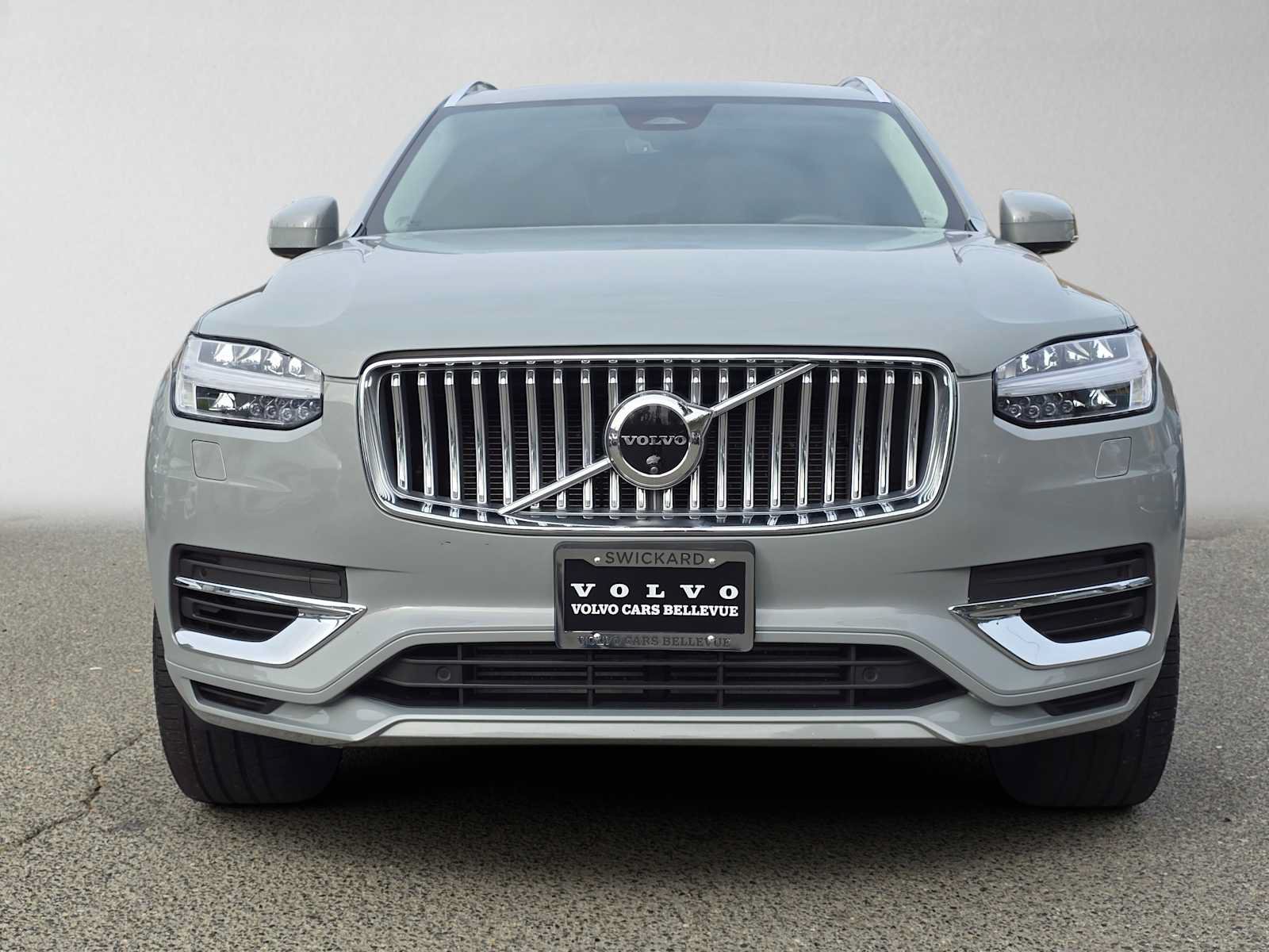 Certified 2024 Volvo XC90 T8 Ultimate w/ Protection Package Premier AWD/4WD image 9