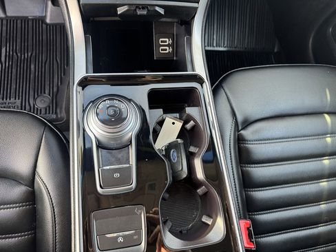 Used 2019 Ford Edge SEL w/ Equipment Group 201A image 29