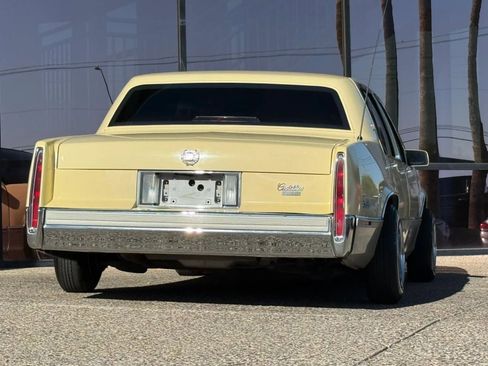 Used 1989 Cadillac De Ville Sedan FWD image 11