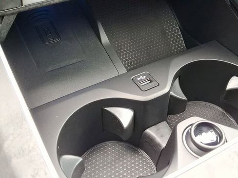 New 2026 BMW X5 xDrive50e w/ M Sport Package image 18