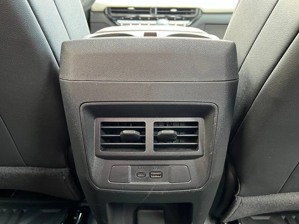 Used 2025 GMC Canyon AT4 w/ AT4X Package AWD/4WD image 20