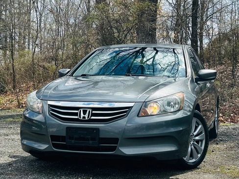 Used 2011 Honda Accord EX-L image 1