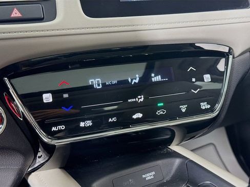 Used 2019 Honda HR-V EX image 15