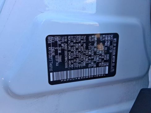 Used 2024 Nissan Rogue SV image 28