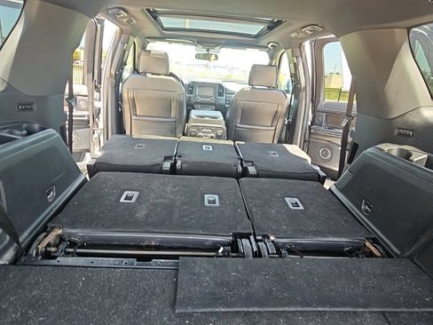 Used 2019 Ford Expedition Max Limited RWD image 25