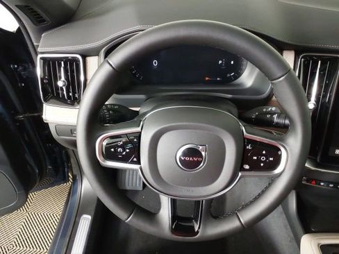 New 2026 Volvo XC90 B5 Plus w/ Protection Package AWD/4WD image 29