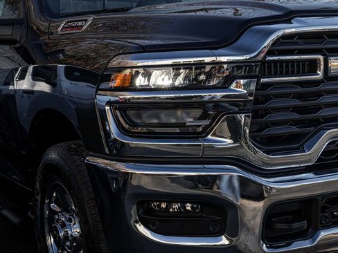 Used 2025 RAM 2500 Tradesman image 25