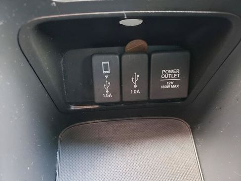 Used 2019 Honda CR-V Touring image 21