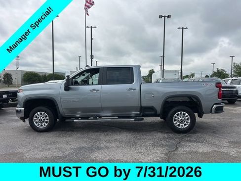 Used 2025 Chevrolet Silverado 2500 LT w/ Convenience Package AWD/4WD image 6