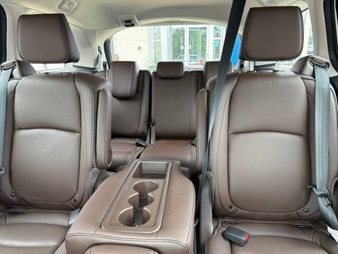 Certified 2026 Honda Odyssey Touring image 17