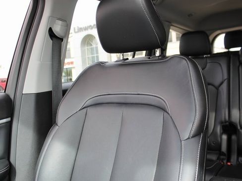 Used 2022 Jeep Grand Cherokee L Limited image 29