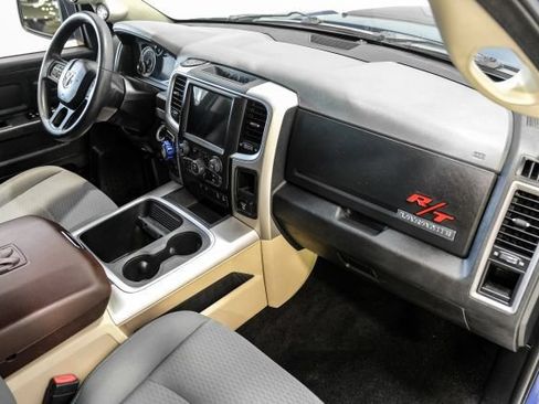 Used 2015 RAM 1500 Express AWD/4WD image 18