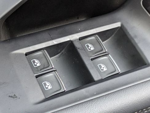 Used 2025 Audi Q5 Premium Plus AWD/4WD image 39