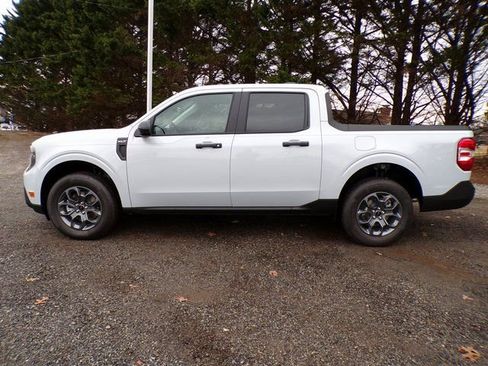 New 2026 Ford Maverick XLT w/ XLT Luxury Package image 2