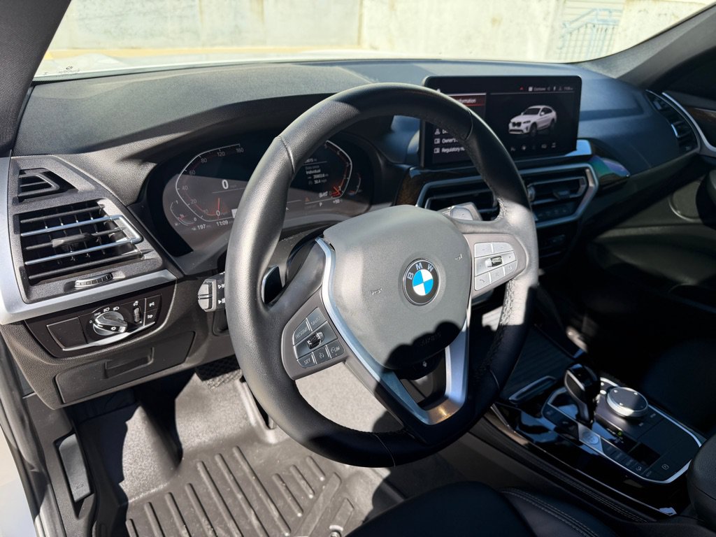Used 2022 BMW X4 xDrive30i AWD/4WD image 12