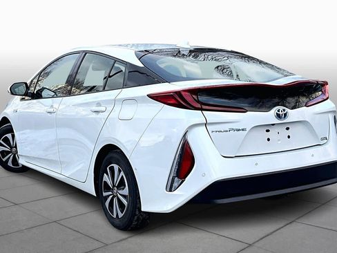 Certified 2017 Toyota Prius Prime Advanced image 11
