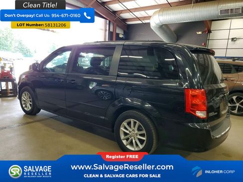Used 2016 Dodge Grand Caravan SXT FWD image 3