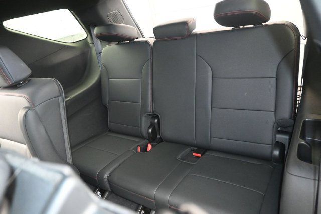 Used 2024 Chevrolet Traverse Z71 w/ Enhanced Driving Package AWD/4WD image 14