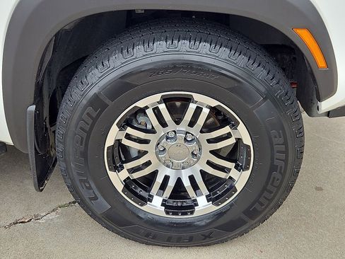Used 2023 Nissan Frontier PRO-4X w/ Technology Package AWD/4WD image 7