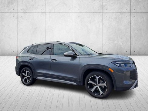 New 2025 Volkswagen Tiguan SE image 3