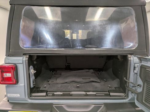 Used 2024 Jeep Wrangler Sahara image 24