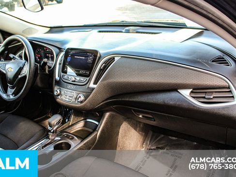 Used 2024 Chevrolet Malibu LT image 23