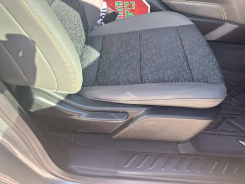 Used 2024 Chevrolet Colorado ZR2 w/ Technology Package image 11