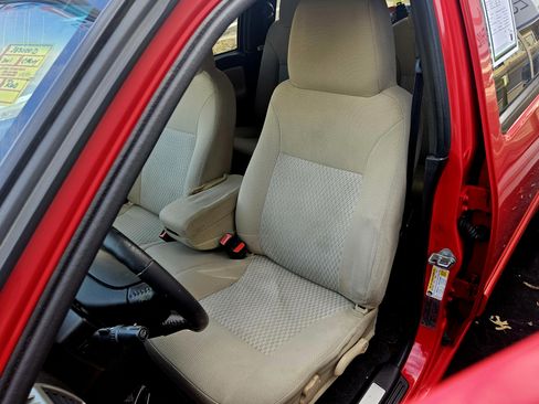 Used 2011 Chevrolet Colorado LT image 22