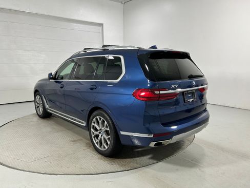 Used 2021 BMW X7 xDrive40i w/ Parking Assistance Package AWD/4WD image 21