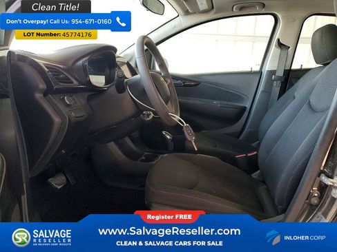 Used 2021 Chevrolet Spark LT FWD image 9