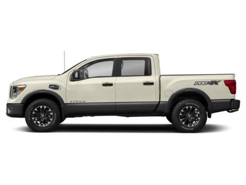 Used 2019 Nissan Titan PRO-4X image 6