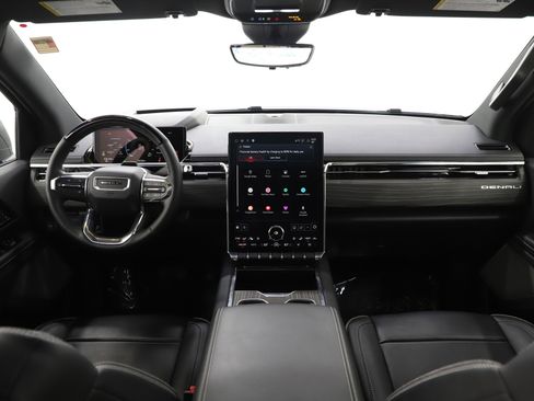 Used 2025 GMC Sierra EV Denali image 17