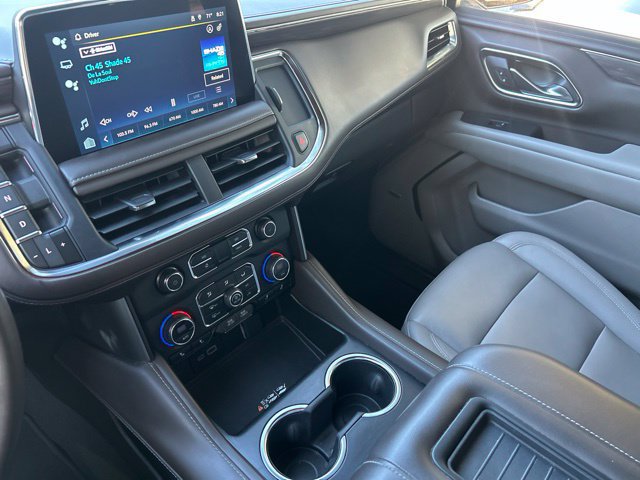 Used 2024 Chevrolet Suburban LT RWD image 12