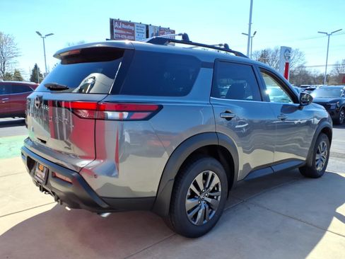 New 2026 Nissan Pathfinder SV AWD/4WD image 10