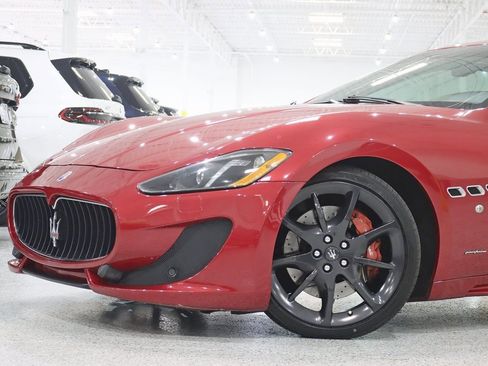 Used 2017 Maserati GranTurismo Sport image 3