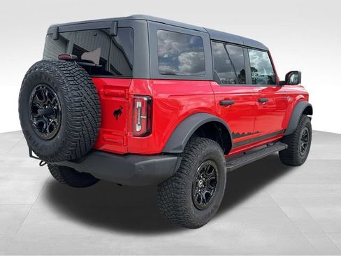 Used 2022 Ford Bronco Wildtrak image 9