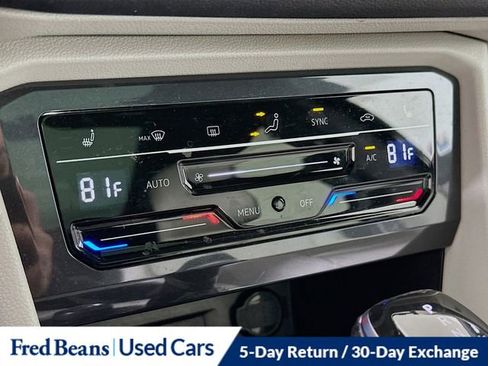 Used 2023 Volkswagen Tiguan SE R-Line image 16