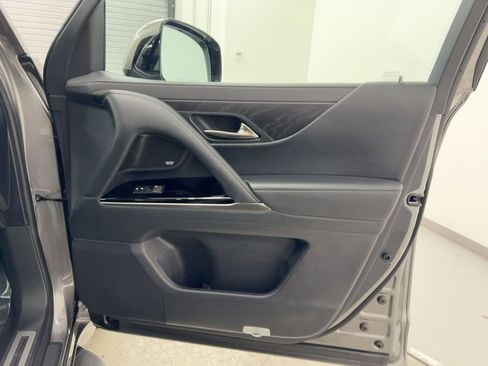 New 2026 Lexus LX 600 4WD w/ Premium Package image 25