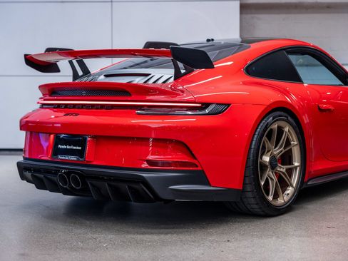 Certified 2024 Porsche 911 GT3 RWD image 29
