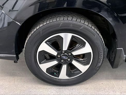 Used 2018 Subaru Forester 2.5i Limited image 7