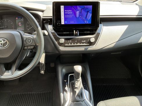 Used 2023 Toyota Corolla LE FWD image 29