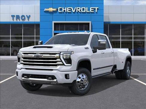 New 2026 Chevrolet Silverado 3500 High Country AWD/4WD image 6