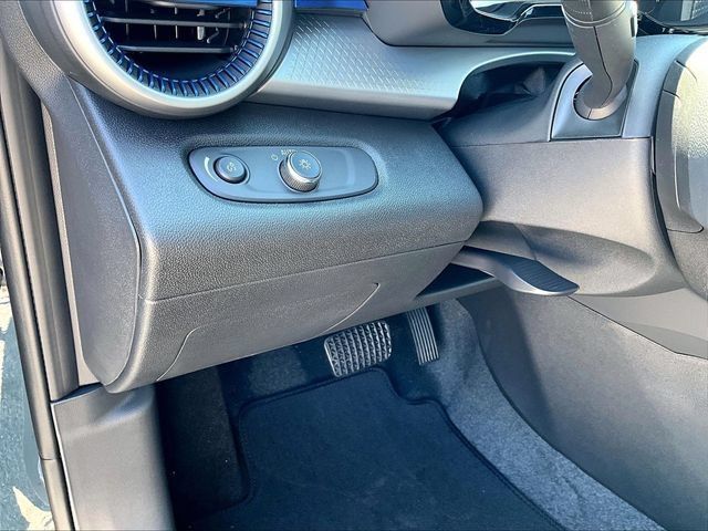New 2026 Chevrolet Trax LS FWD image 30
