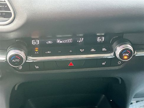 Used 2025 MAZDA CX-30 2.5 Turbo w/ Premium Plus Pkg image 16