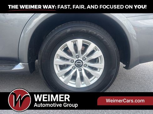 Used 2022 Nissan Armada SV AWD/4WD image 7