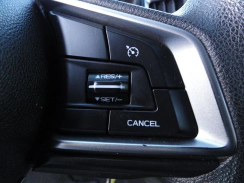 Used 2017 Subaru Impreza 2.0i Premium image 22