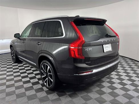 Used 2024 Volvo XC90 B6 Plus image 6