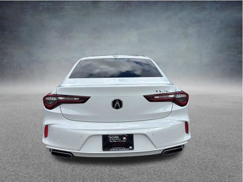Used 2023 Acura TLX w/ Technology Package image 4
