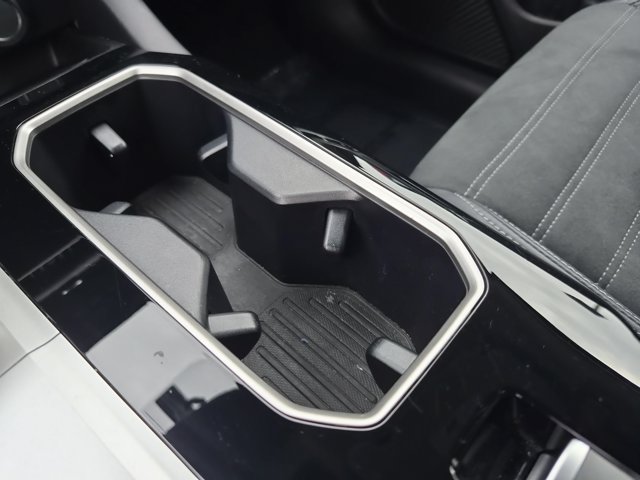 Used 2025 Mitsubishi Outlander SE AWD/4WD image 21